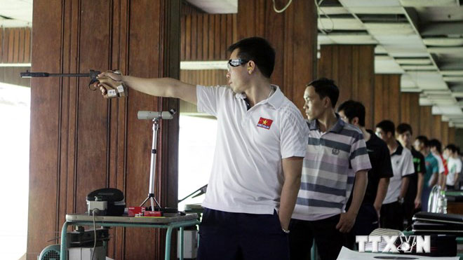 Hanoi hosts national junior shooting champs